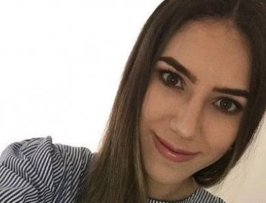 Φαμπιάνα Ροζάλες: Ποια είναι η εν αναμονή «Πρώτη Κυρία» της Βενεζουέλας-Καλλονή, δημοσιογράφος & μόλις 26 ετών (φώτο)